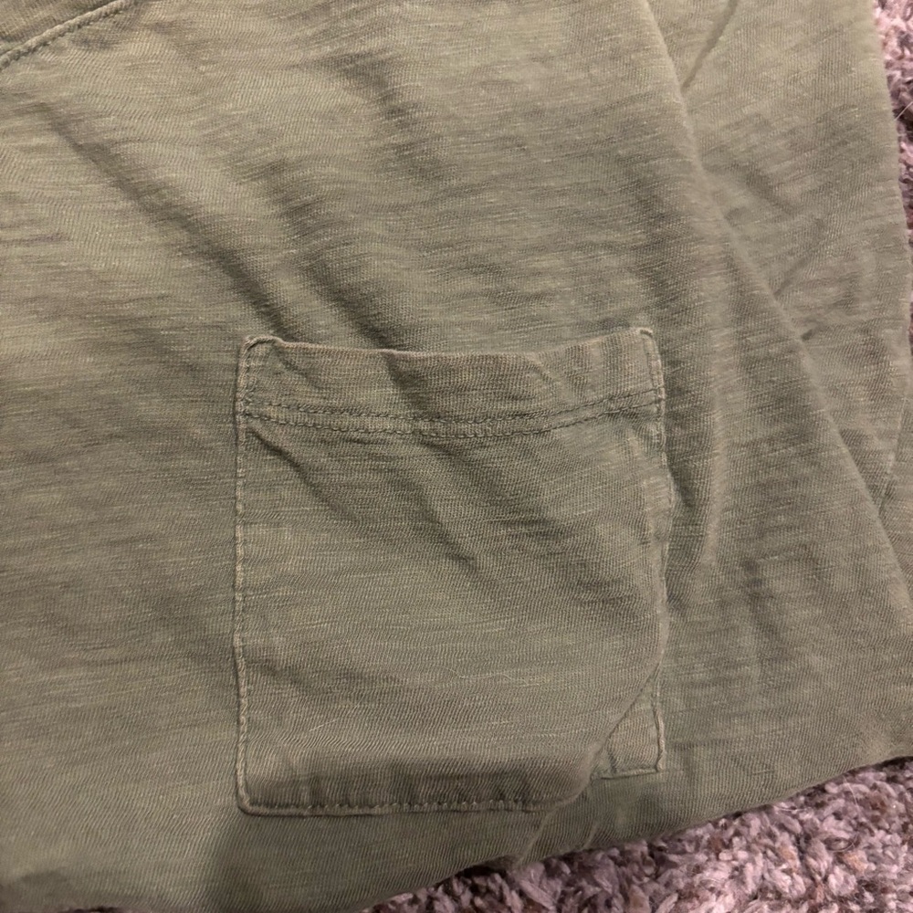 Bundle of Women's Assorted Tank Tops - Picture 2 of 7